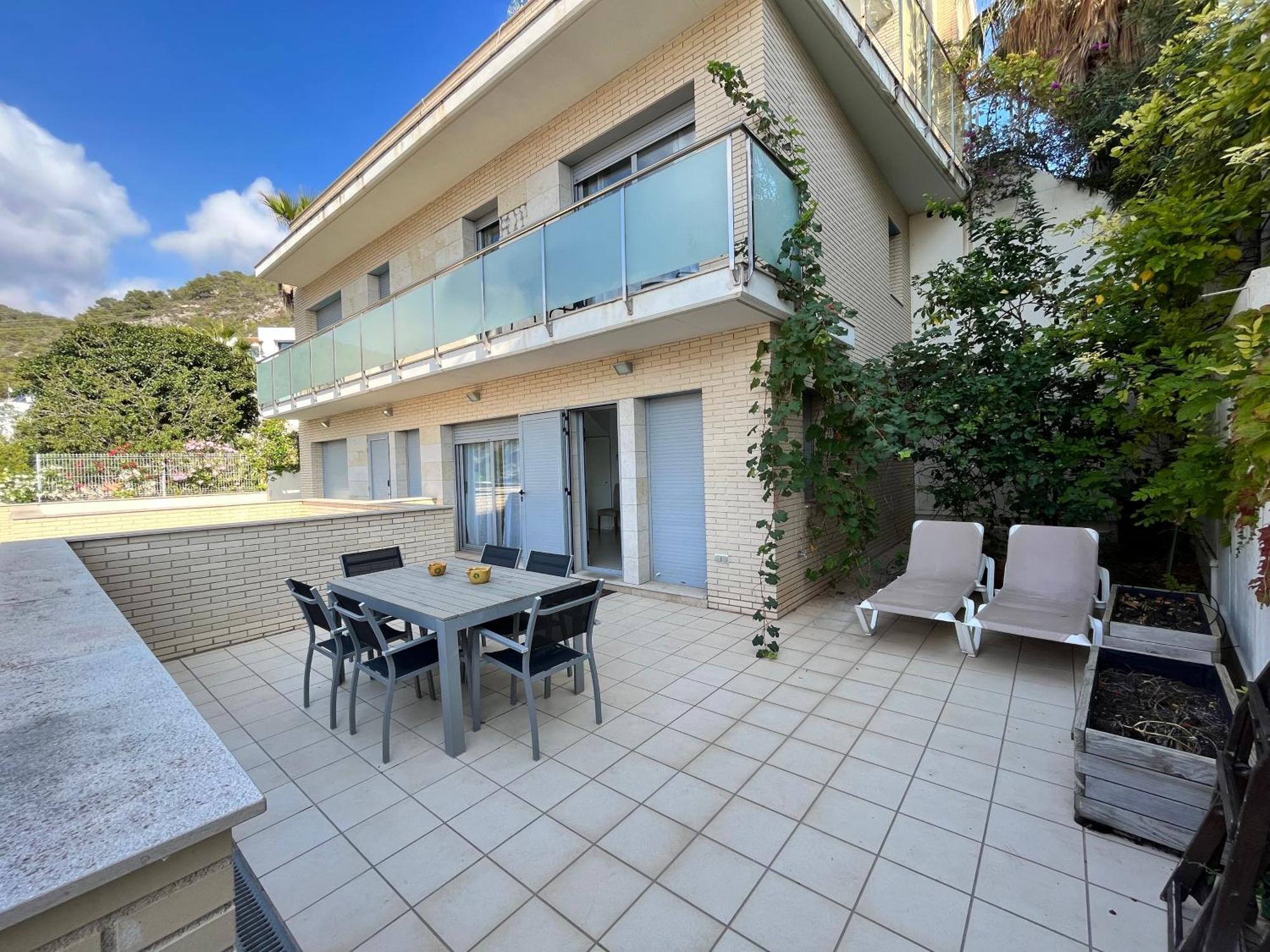 Апартаменти Tranquil Duplex In Sitges, Barcelona,Sea Views, Parking, Terrace Екстер'єр фото